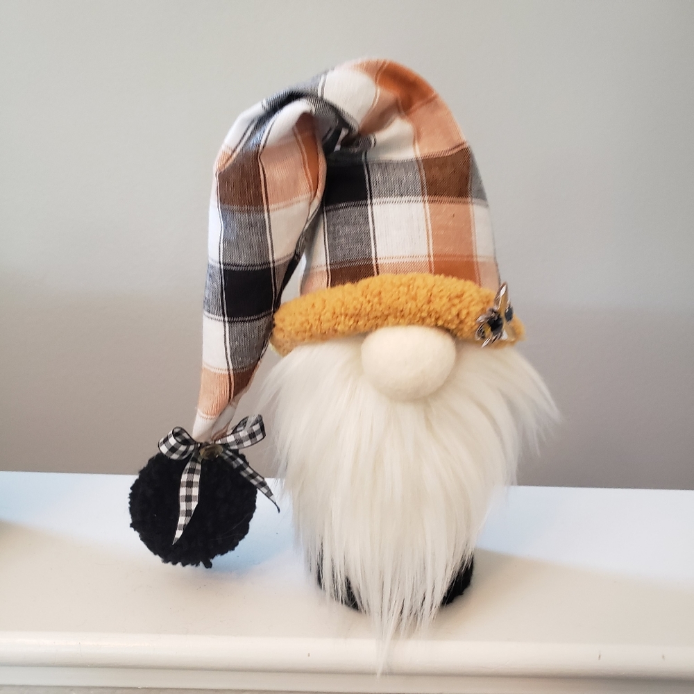 Bee decor farmhouse gnome - Picture 2 of 4